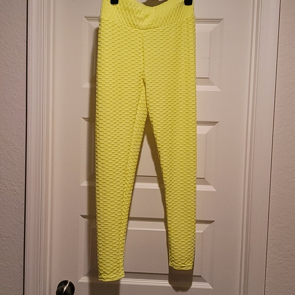 Tic tok leggings bright yellow